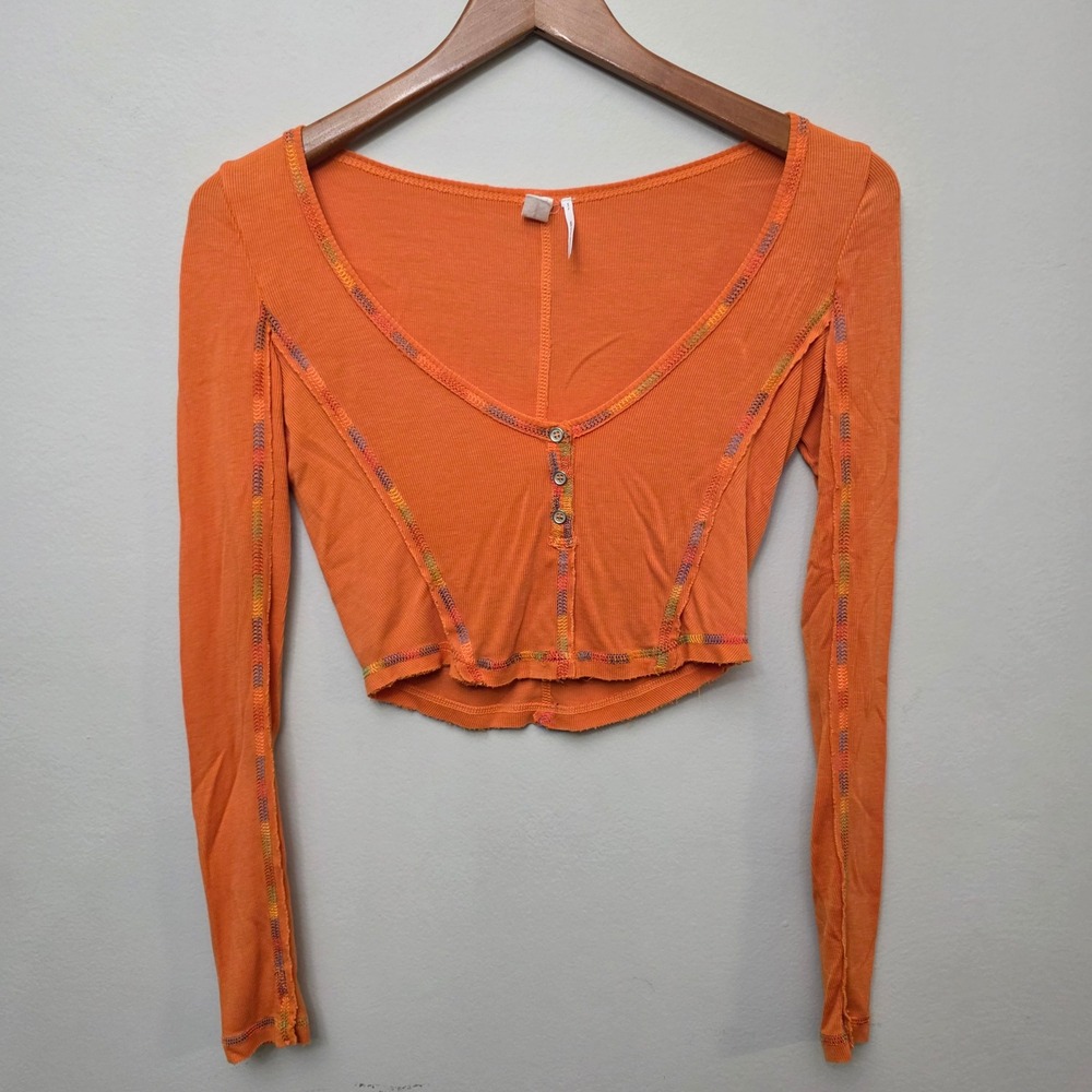 Out From Under Crop Top Women Small Orange Boho Rainbow Stitch Ribbed‎ V-Neck